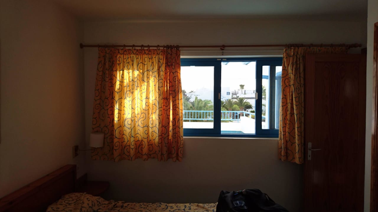 Schlafstube in Richtung Balkon Aparthotel Costa Mar