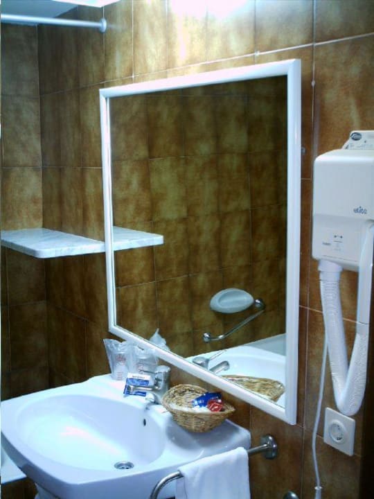 Bad 1 Hotel Bella Playa & Spa