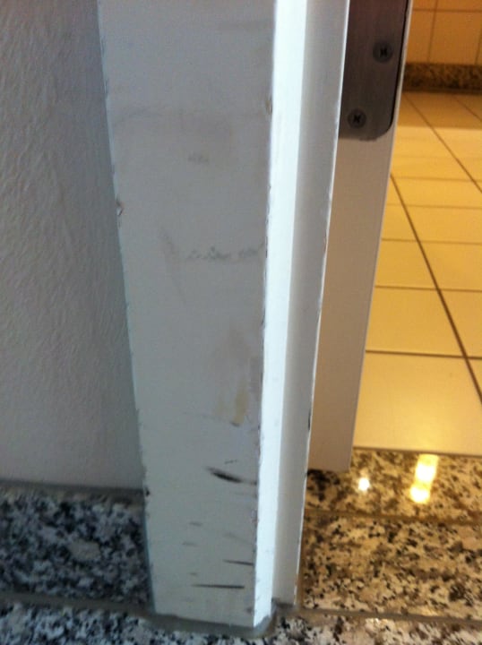 Eingang zum Badezimmer Zimmer 2006 Hilton Munich Airport