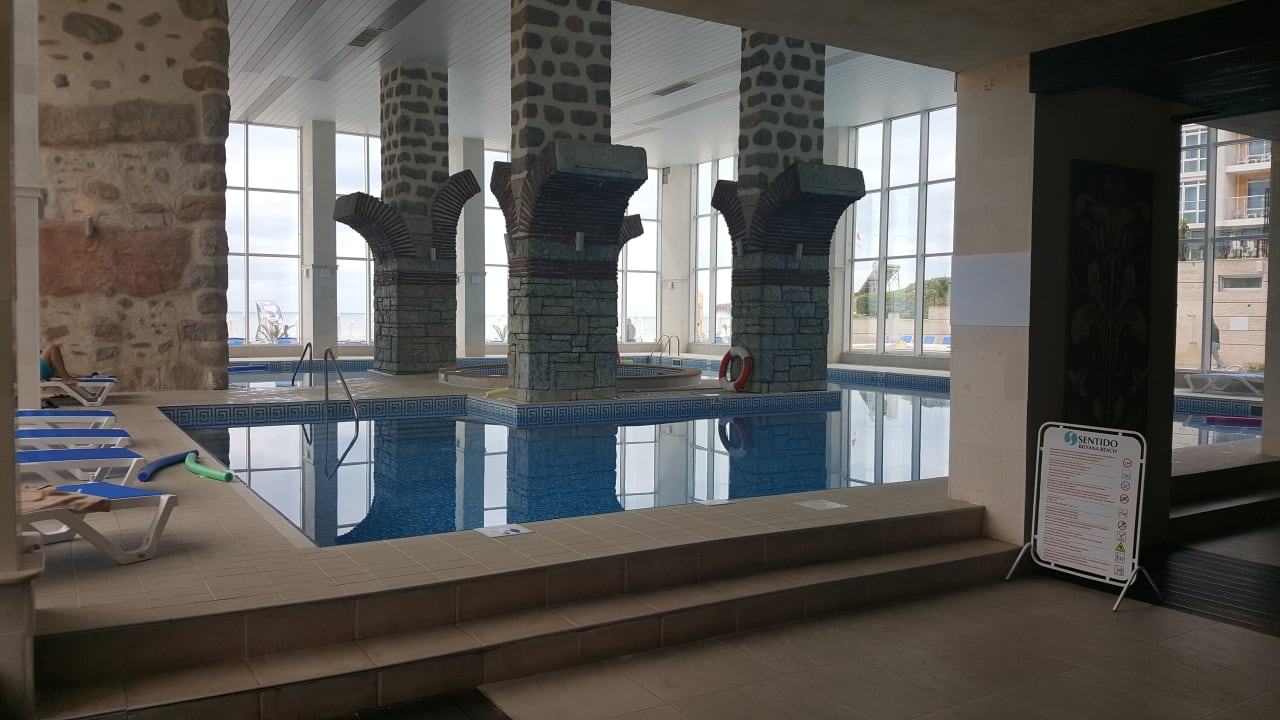 Pool Hotel Bilyana Beach