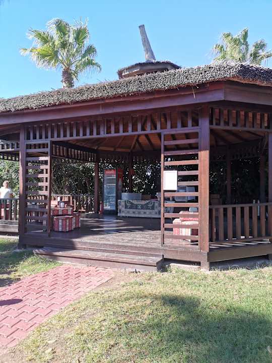 Gastro Saturn Palace Resort Hotel