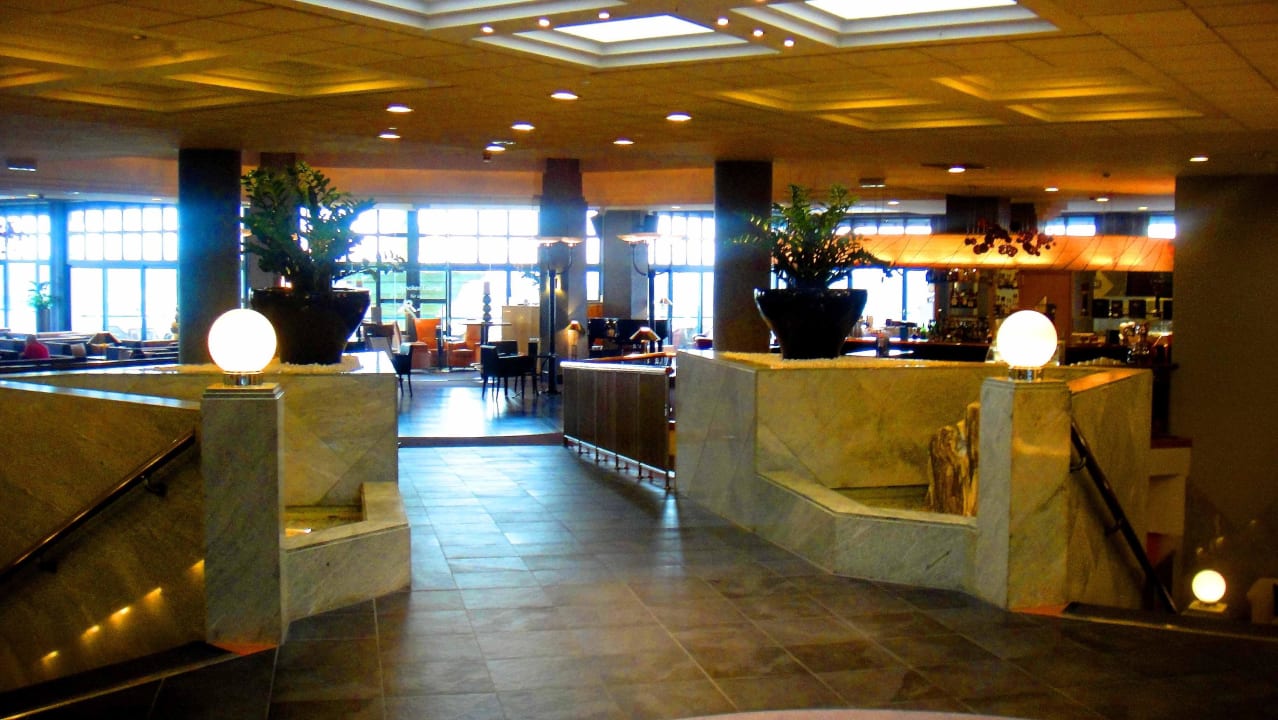 Von der Rezeption zur Bar Hotel Reiters Supreme