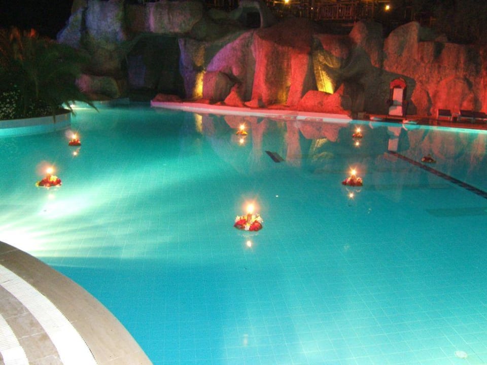 Pool 2 Blue Waters Club