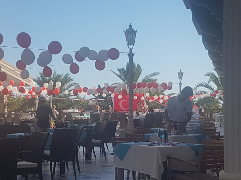 Gastro Quattro Beach Spa & Resort