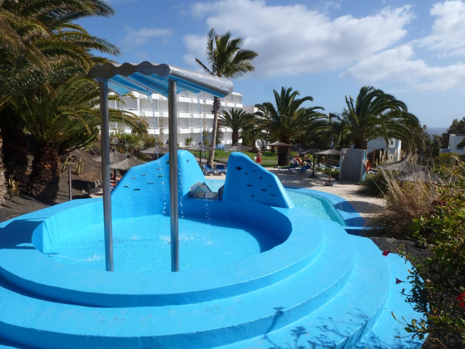 Rutsche zum Kinderpool allsun App.-Hotel Esquinzo Beach