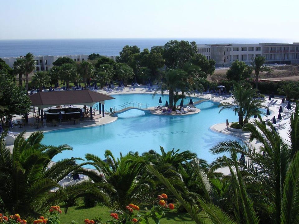 Poolanlage Kresten Palace Hotel