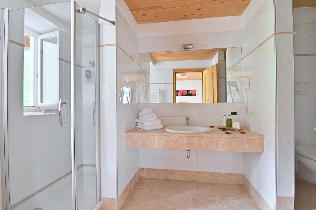 Zimmer Hotel Monte Paraccia