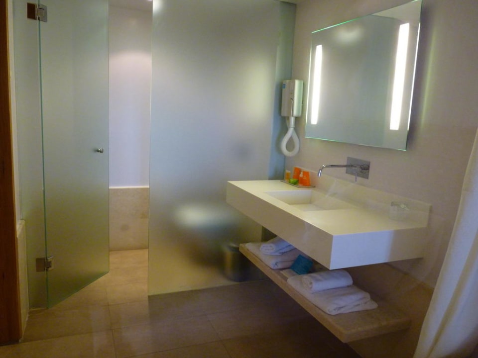 Bad vom Junjor Zimmer Lindos Mare, Seaside Hotel