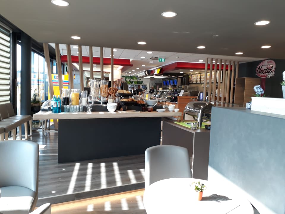 Restaurant Travelinjoy Design Hotel