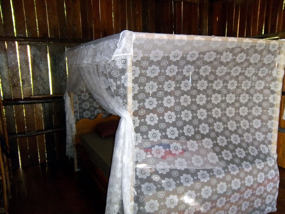 "King Size Bett" Paradise Bungalows
