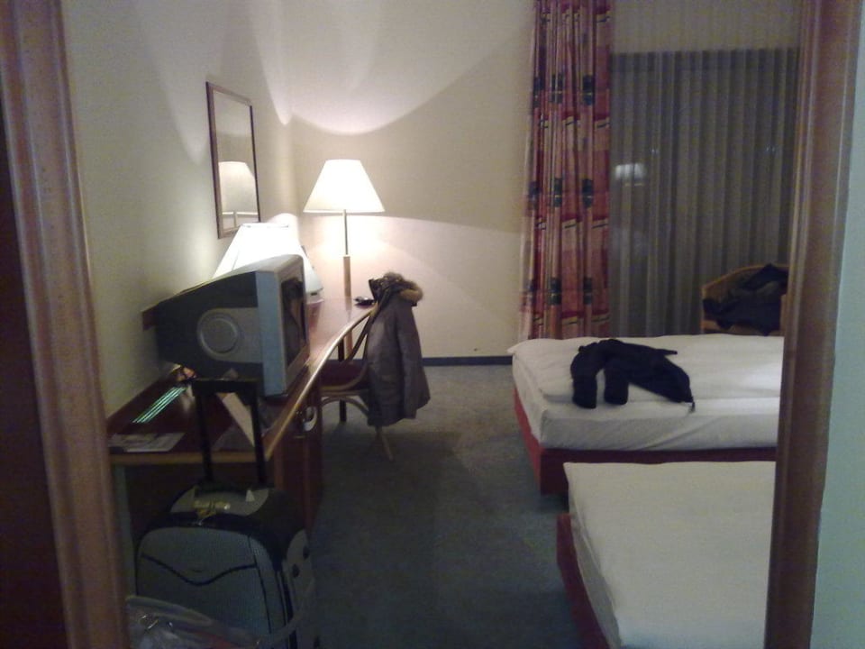 Blick ins Zimmer NH Prague City