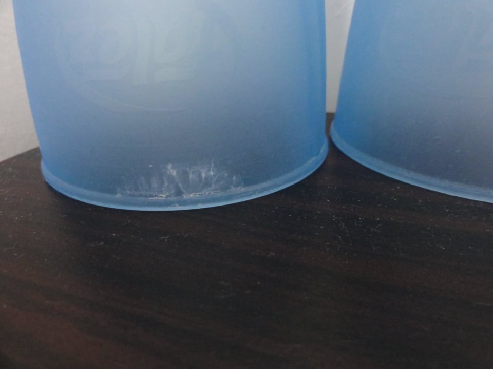 Getränke-/ Zahnputzbecher bereits benutzt Semt Luna Beach Hotel