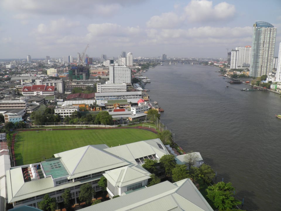 Vom Zimmer nach links Chatrium Hotel Riverside Bangkok