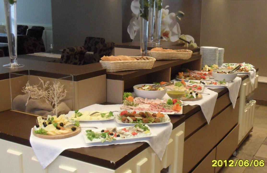 Abendbuffet Hotel Orle, Centrum Hotelowo - Konferencyjne
