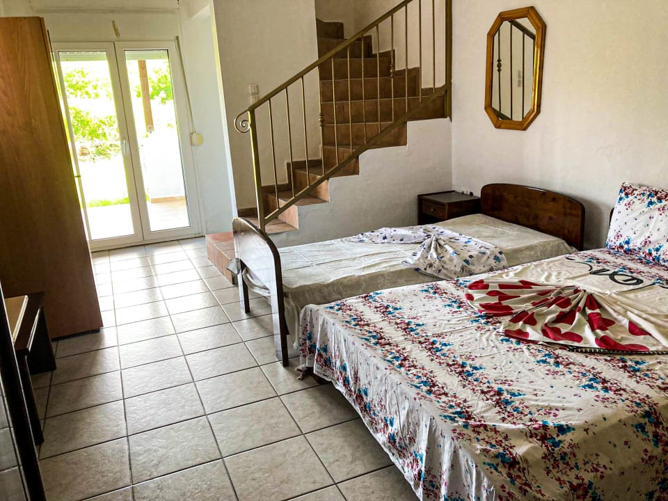 Zimmer Country House in Sykia