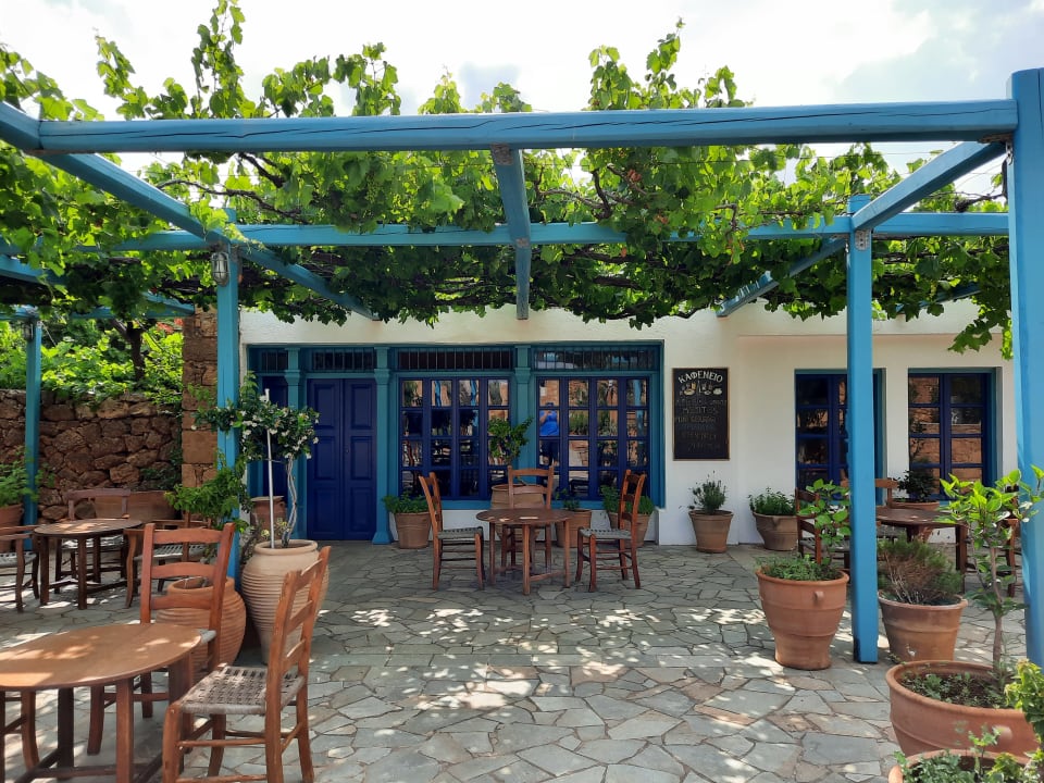 Gastro Kernos Beach Hotel & Bungalows