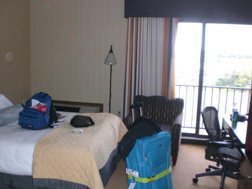 Zimmer Hotel Wyndham Garden Newark Airport