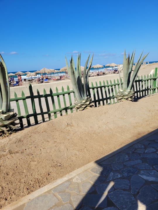 Strand Bella Beach Hotel