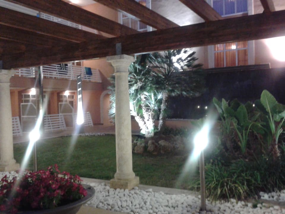 Seitenansicht allsun Hotel Cormoran