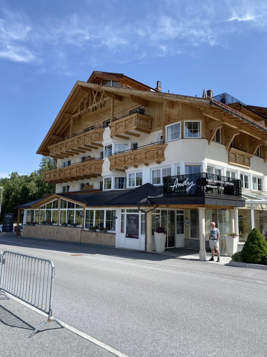 Außenansicht Hotel Andy