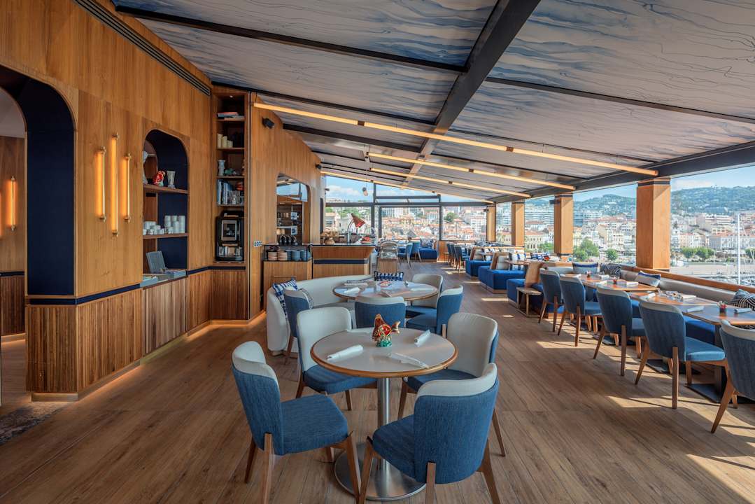Gastro Canopy by Hilton Cannes