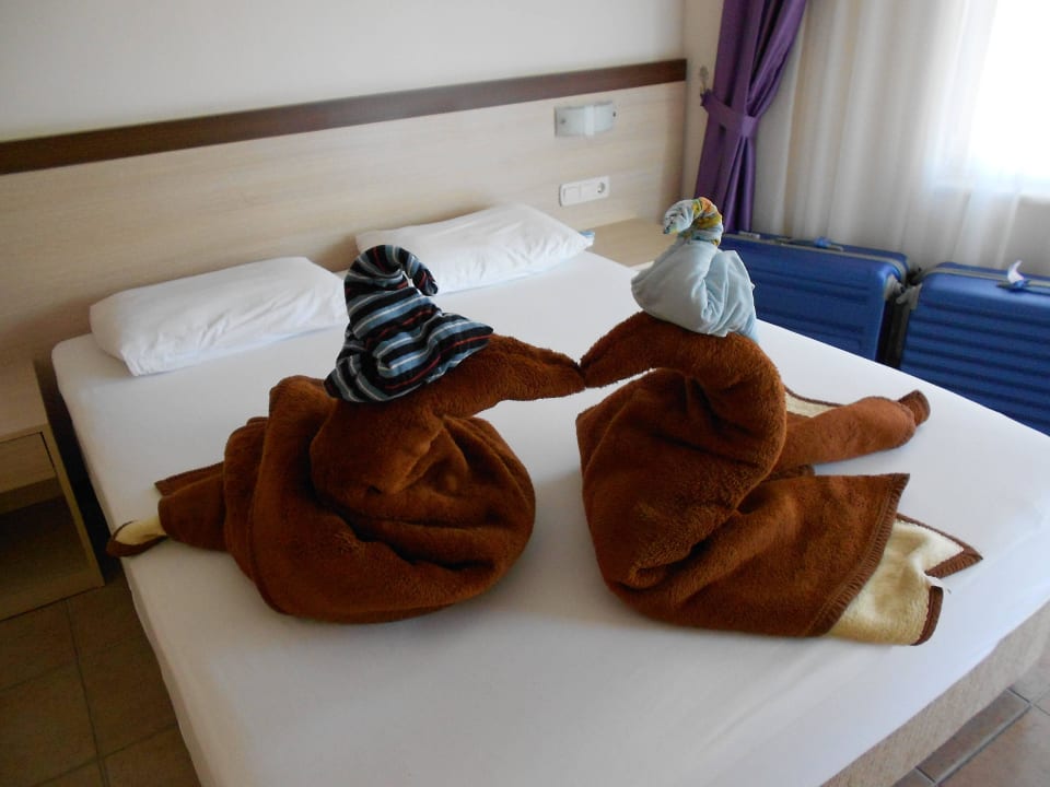 Jeden Tag andere Deko Hotel Sirma