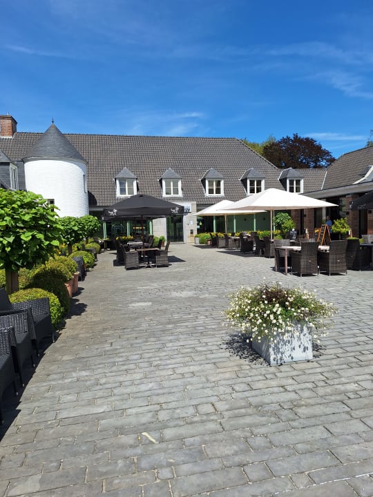 Außenansicht Hotel Restaurant Weinebrugge