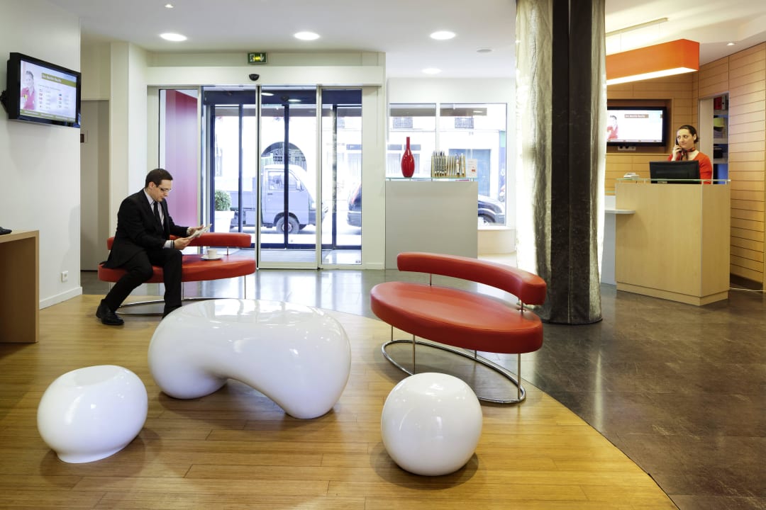 Lobby Ibis Paris Gare de Lyon Reuilly