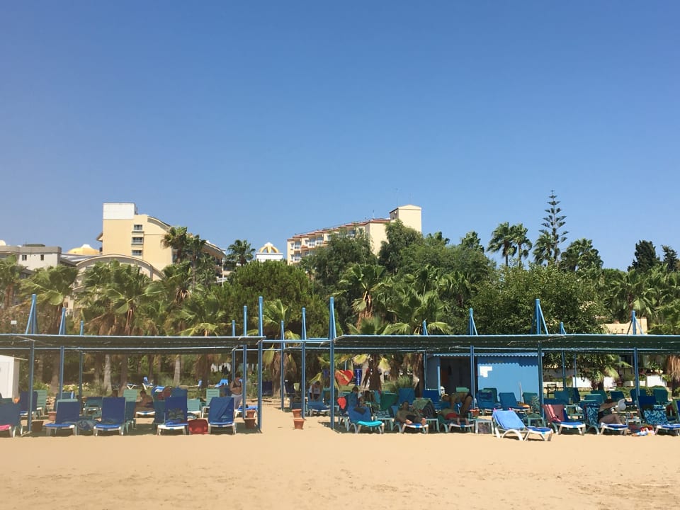 Strand Iz Flower Side Beach Hotel