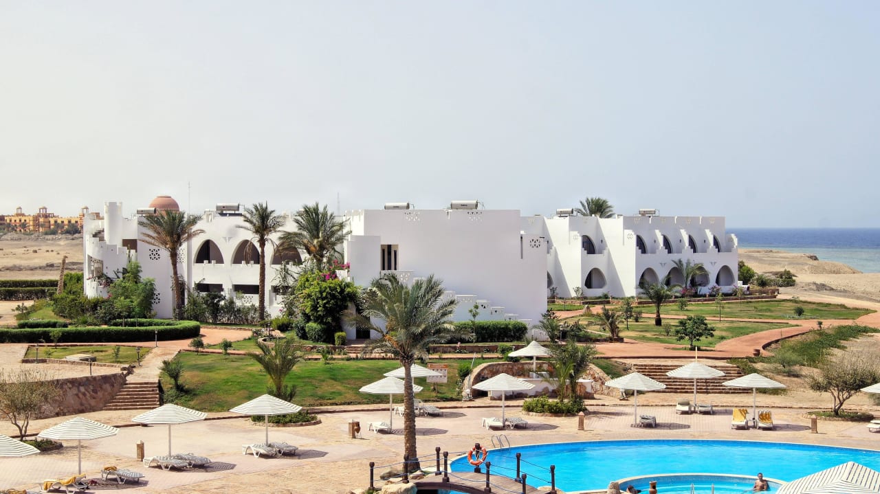 Hotel Three Corners Equinox Beach Resort