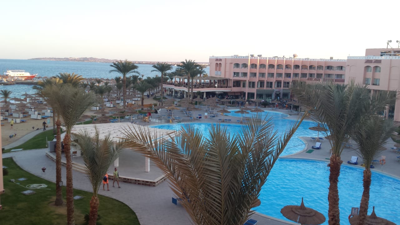 Gastro Beach Albatros Resort