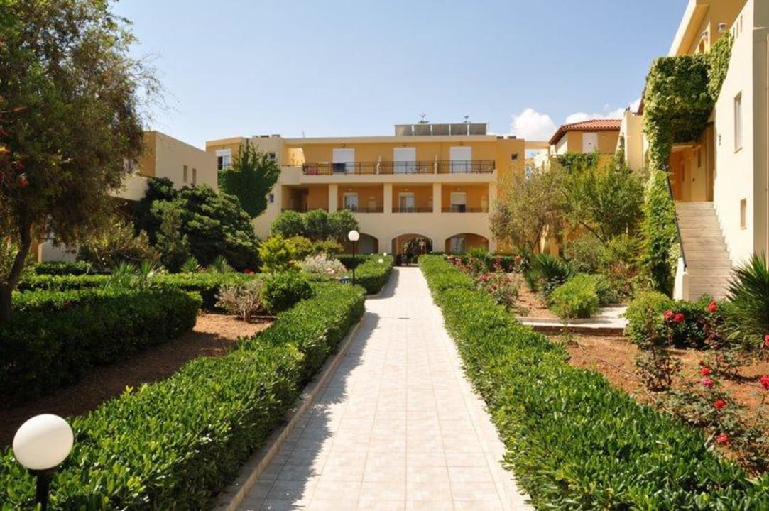 Weg zum Strand Vantaris Luxury Beach Resort