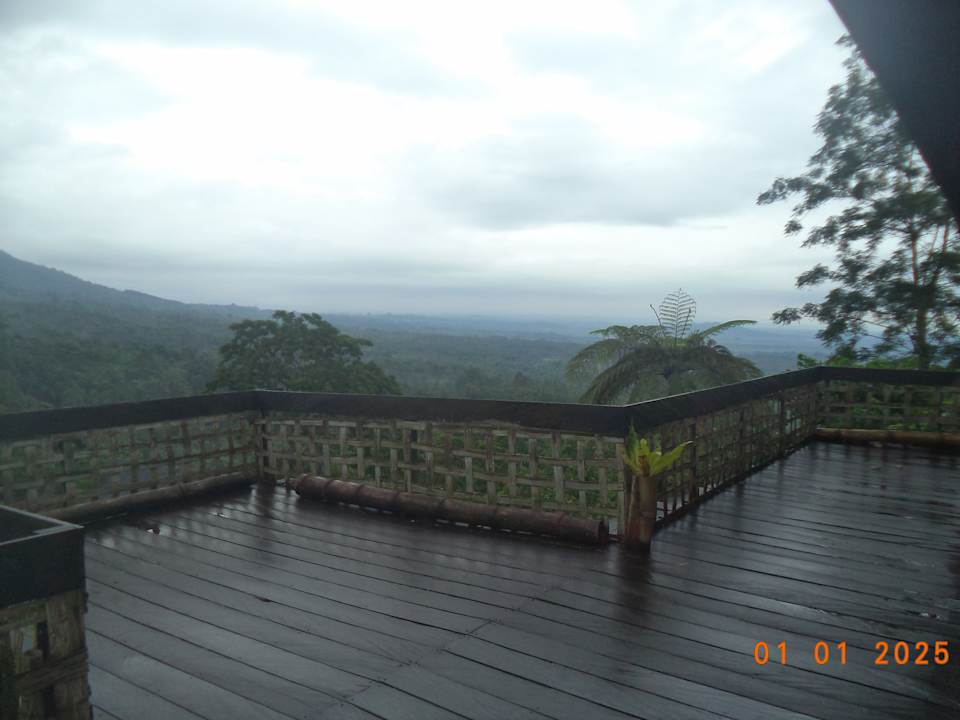 Ausblick Sang Giri Mountain Tent Resort