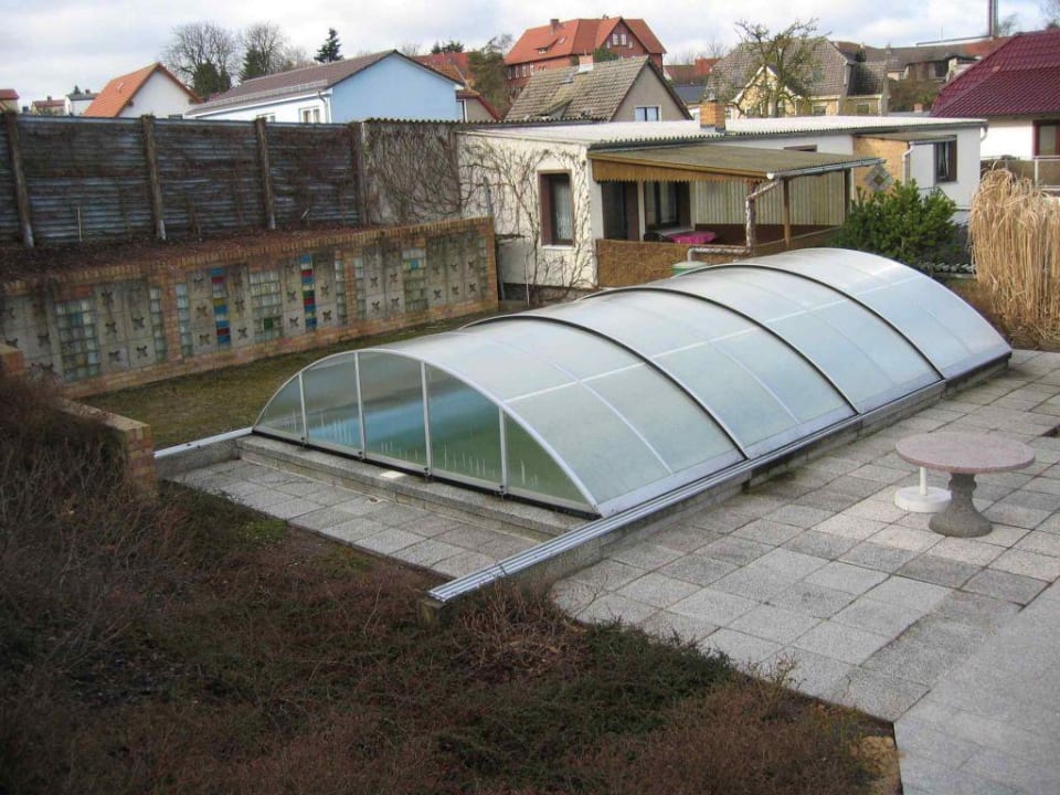 Pool im März Pension Kleine Insel®