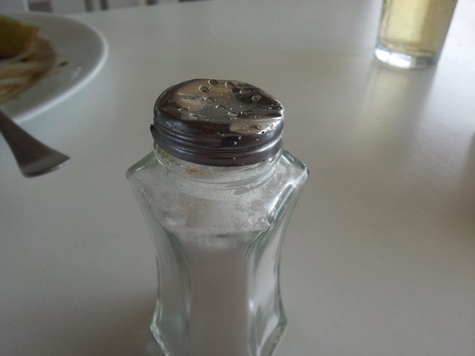 Ob Teller oder Salzstreuer,alles alt HI Hotels Imperial Resort