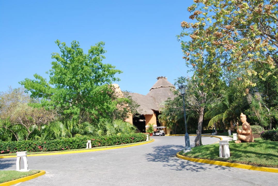 Hoteleinfahrt Iberostar Waves Cozumel