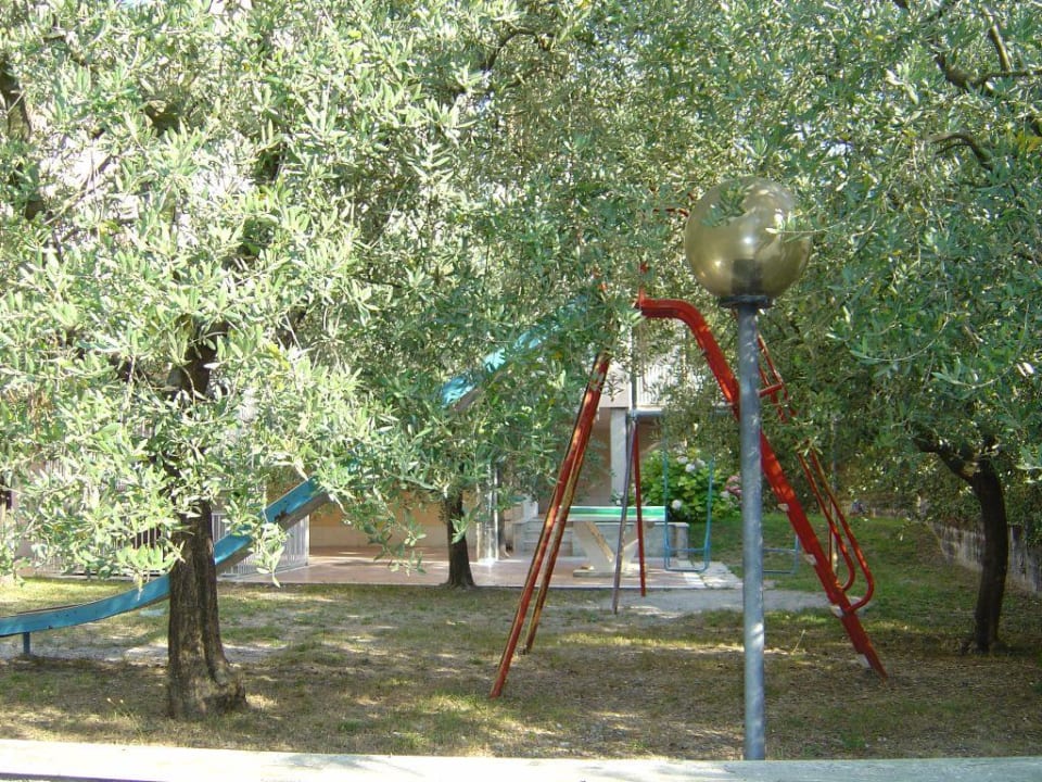 Spielplatz der Residence San Carlo Appartement Residenz San Carlo
