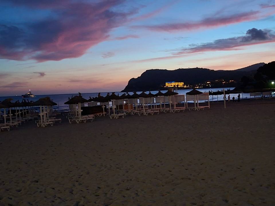 Strand Hotel Vibra Beverly Playa