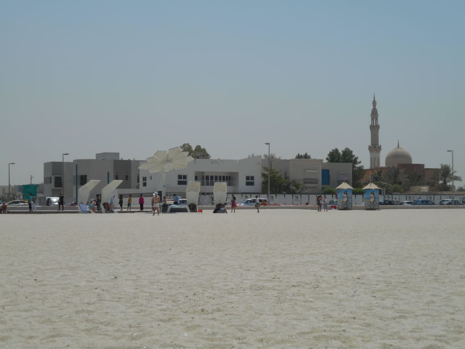 Strand Info:Freitags überfüllt (freier Tag) Citymax Hotel Al Barsha