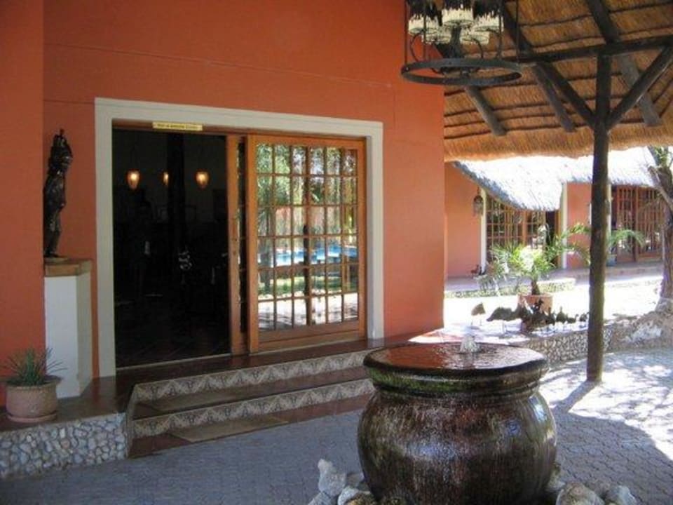 Stationen einer Namibia-Rundreise Hotel Mushara Lodge