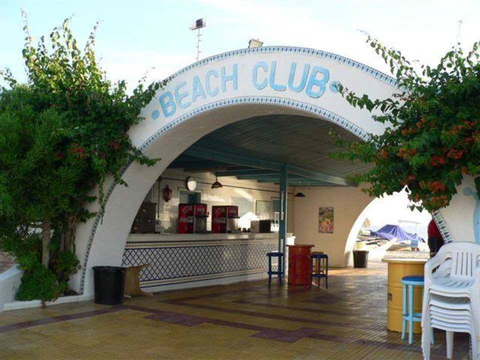 Blick auf die Strandbar El Mouradi Club Kantaoui