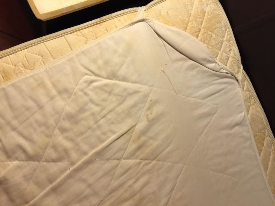 Dreckige Betten Arabia Azur Resort