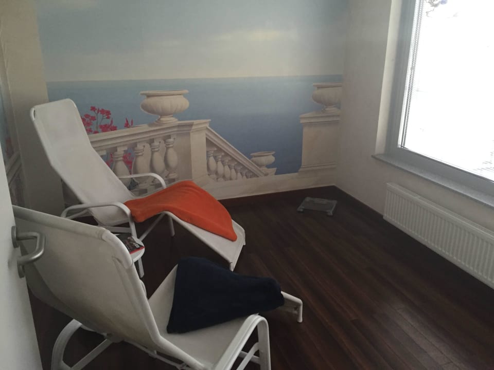 Ruhebereich Sauna Hotel Courtyard by Marriott Düsseldorf Hafen