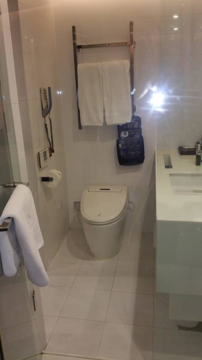 Badezimmer mit freistehender Badewanne The Plaza Hotel