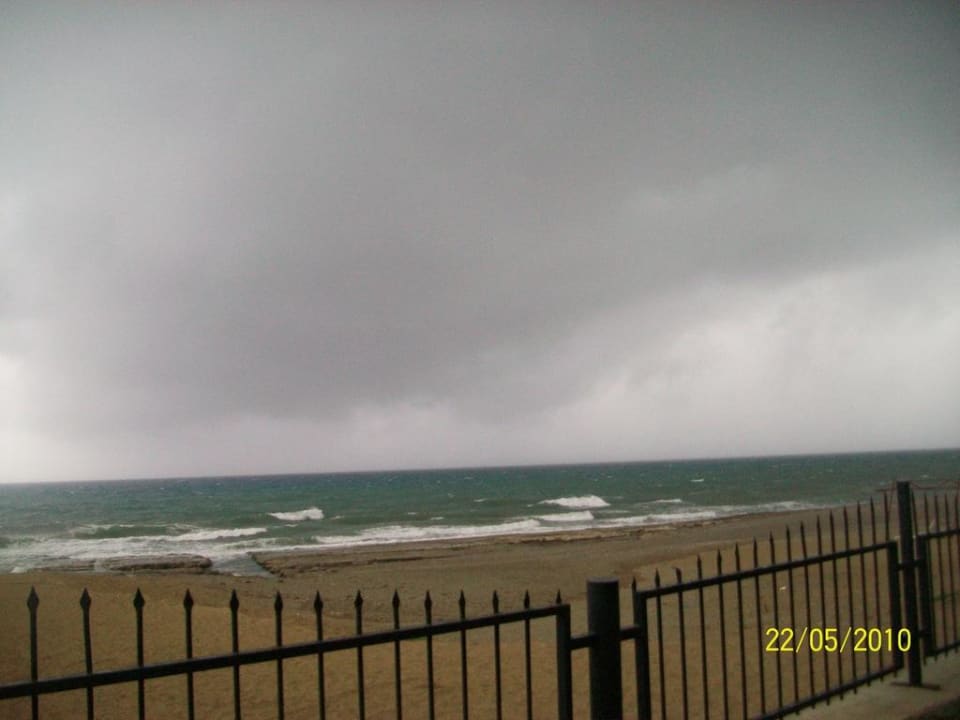 Strand beim Unwetter Clover Magic Park Beach Alanya