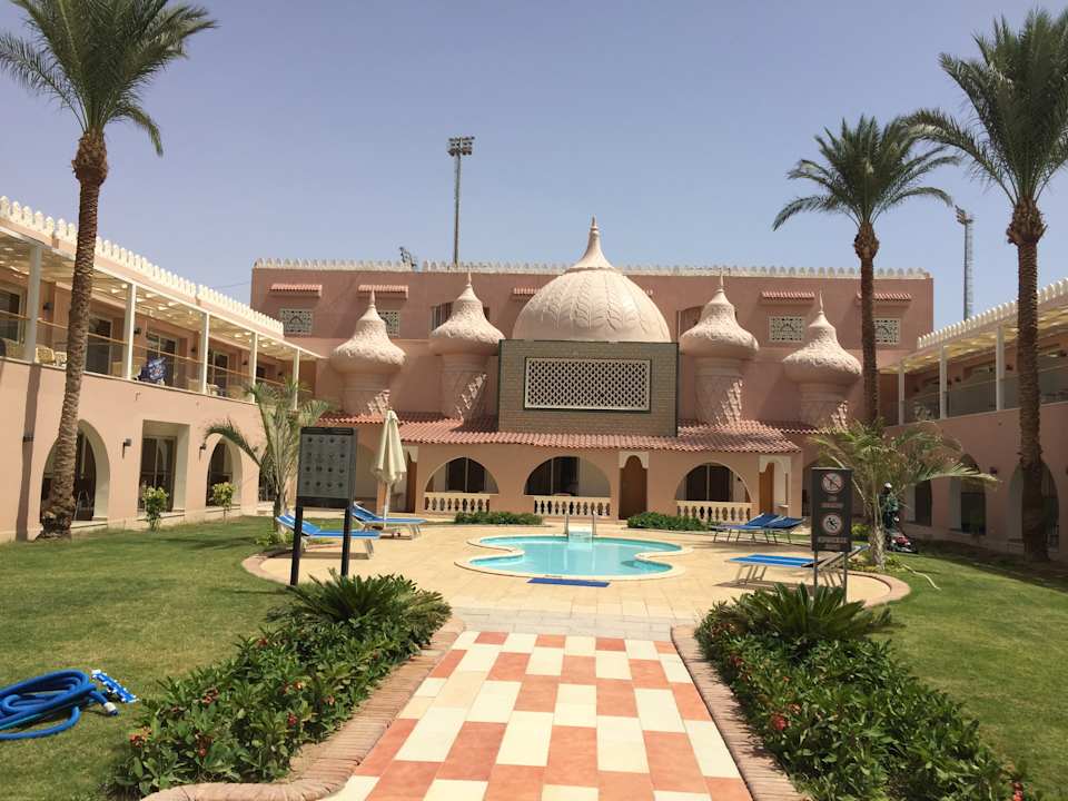 Außenansicht Pickalbatros Alf Leila Wa Leila Resort - Neverland Hurghada