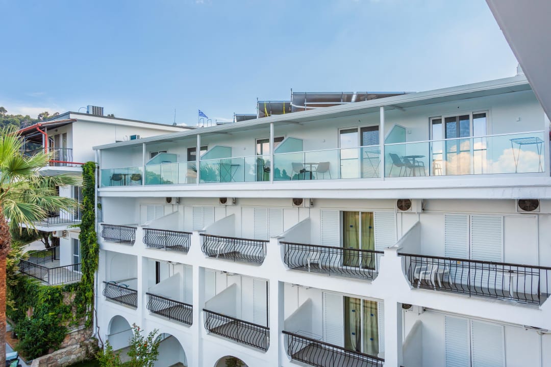 Außenansicht Hotel Kriopigi
