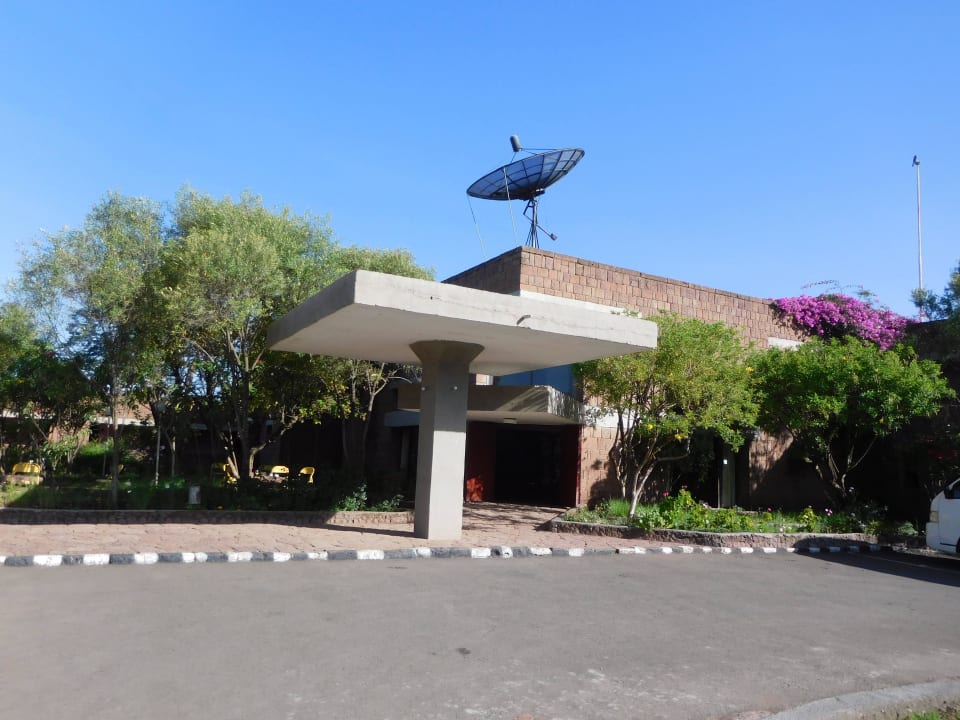 Etwas abgelegenes Hotel Roha Hotel