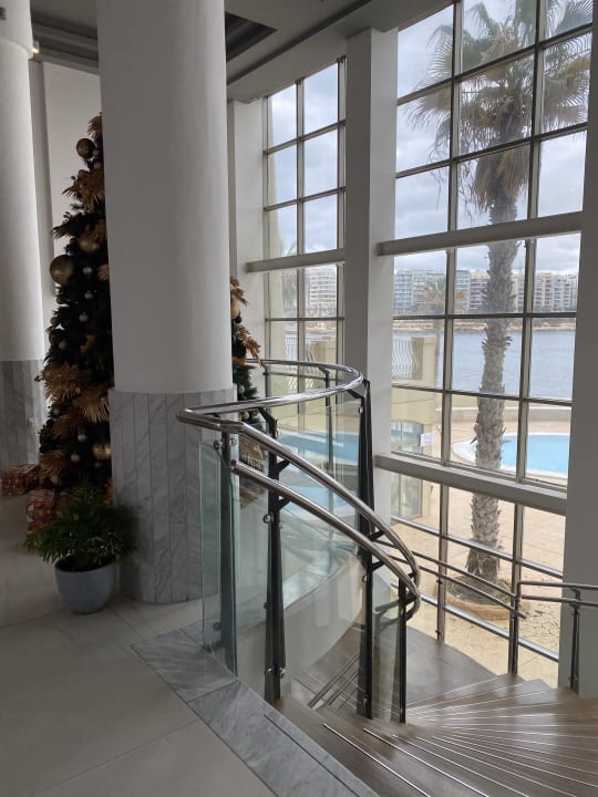 Lobby Cavalieri Art Hotel