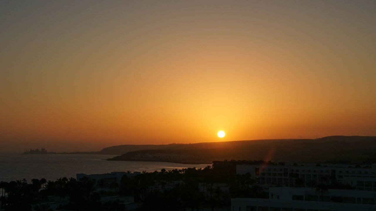 Wenn die Sonne untergeht Lopesan Costa Meloneras, Resort & Spa